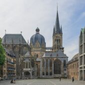Aachen mit Hund: Regeln, Hundeschulen & Alltag Aachen: Stadtansicht im Hunde-Almanach