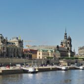 Dresden mit Hund: Regeln, Hundeschulen & Alltag Dresden: Stadtansicht im Hunde-Almanach