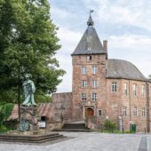 Moers mit Hund: Regeln, Hundeschulen & Alltag Moers: Stadtansicht im Hunde-Almanach