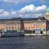 Potsdam mit Hund: Regeln, Hundeschulen & Alltag Potsdam: Stadtansicht im Hunde-Almanach