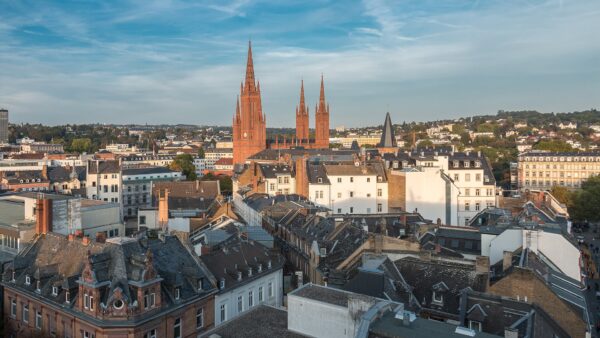 Wiesbaden: Stadtansicht im Hunde-Almanach